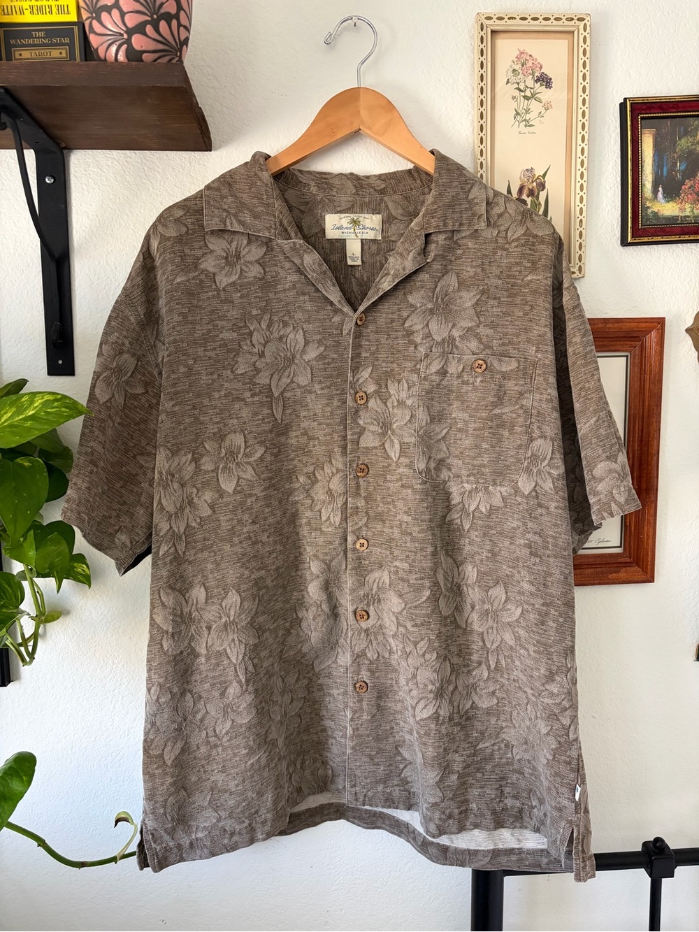 100% Silk Hawaiian Shirt Brown Floral Short-Sleeve Camp Shirt - Island Shore - L